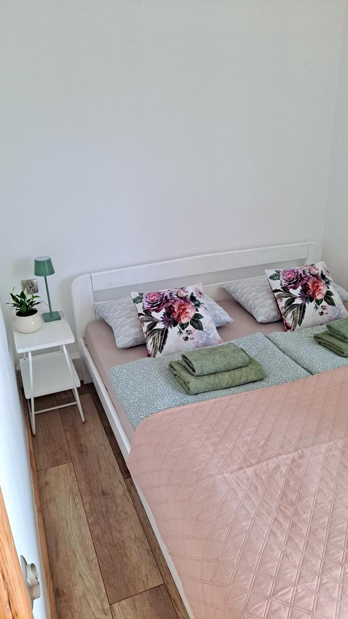 Apartament Dzika Roza Kowary Exteriör bild